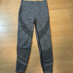 PINK Victoria’s Secret Grey Marled Seamless Leggings Yoga Pants Size Large